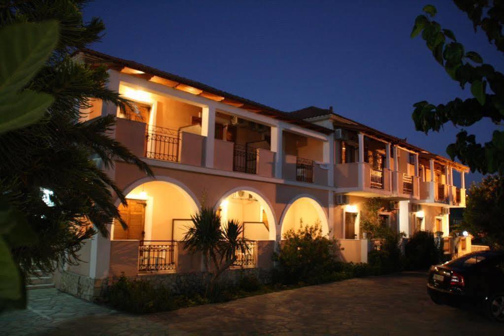 Antonio Studios Naxos City ภายนอก รูปภาพ